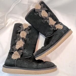 Kookaburra by UGG Black Suede Boot